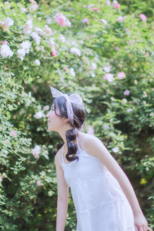 如何写草莓字体